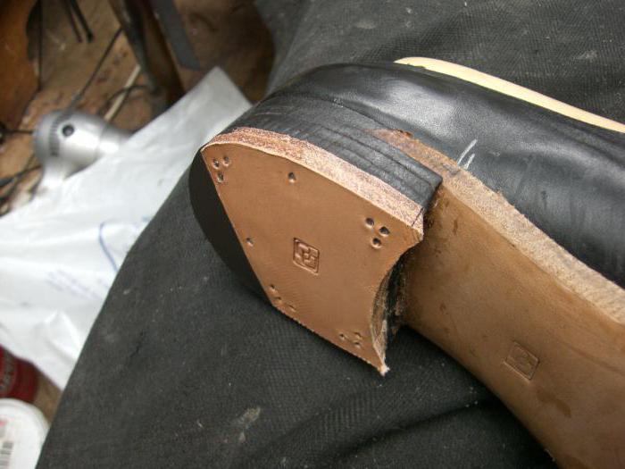 Jak si vyrobit vlastní boty opravit sami