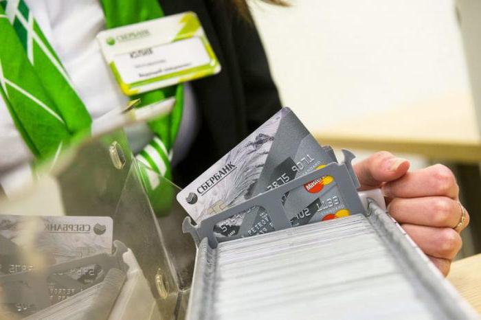Kreditní karta Sberbank: recenze, ať už stojí za to otevřít. Úvěrový limit na kartě Sberbank