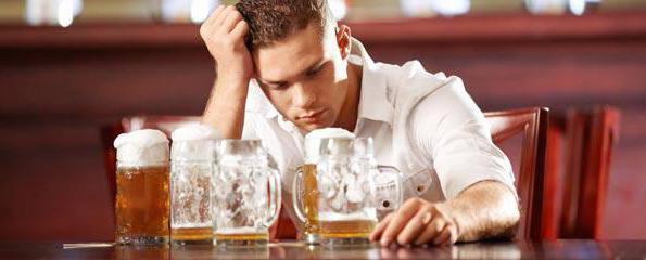 Každý den piji pivo - jak přestat? Důsledky pití piva