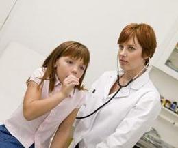 Léčba bronchitidy u dítěte by měla být prováděna "správným" lékařem